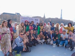 Juragan 99 Ajak Rombongan Artis dan Influencer Naik Kapal Pesiar di Paris