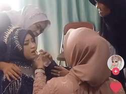 Viral Emak-emak Kesurupan Saat Kondangan, Bawa Pesan Leluhur Buat Pengantin
