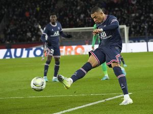 Ancelotti ke Fans Madrid: Sambut Meriah Mbappe! Ancelotti ke Fans Madrid: Sambut Meriah Mbappe!