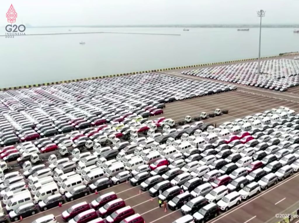 Jokowi Pantau Ekspor Mobil, Toyota Sudah Kirim 44 Ribu Avanza Cs ke Luar Negeri Jokowi Pantau Ekspor Mobil, Toyota Sudah Kirim 44 Ribu Avanza Cs ke Luar Negeri