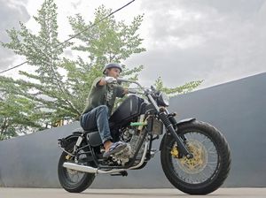Penyandang Disabilitas Tampil Keren dengan Motor Modifikasi