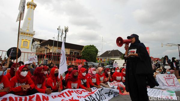 Potret Aksi Memperingati Hari Perempuan di Yogyakarta