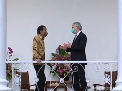Jokowi Bertemu Eks PM Inggris Tony Blair, Bahas Digitalisasi di IKN