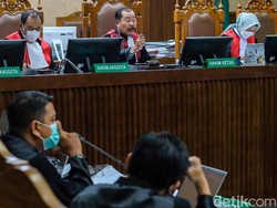 Suap Pajak, Saksi Sebut Bos Panin Bank Janjikan Rp 25 M tapi Dibayar Rp 5 M