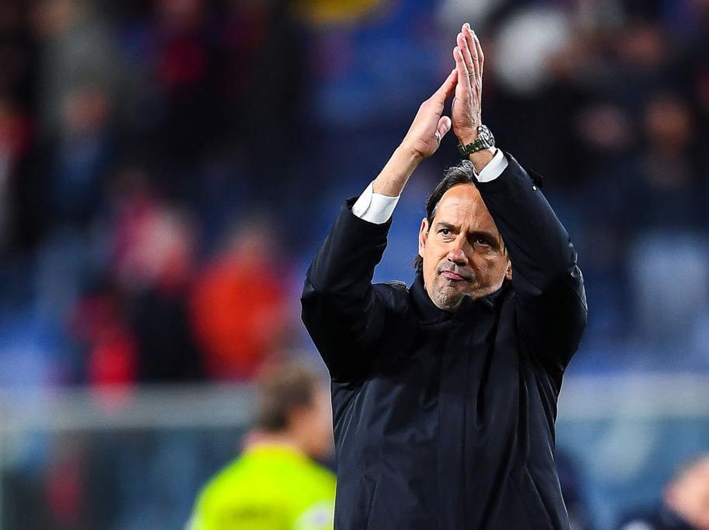 Pujian Simone Inzaghi buat Wasit yang Anulir Gol AC Milan Pujian Simone Inzaghi buat Wasit yang Anulir Gol AC Milan