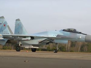 Jet Tempur Sukhoi SU-35 Buru Pesawat dan Drone Ukraina, Sempat Diminati Indonesia Jet Tempur Sukhoi SU-35 Buru Pesawat dan Drone Ukraina, Sempat Diminati Indonesia