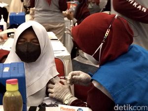 Dear Warga Sukabumi, Ini Jadwal Vaksin Booster-Anak di Gedung Djuang 45
