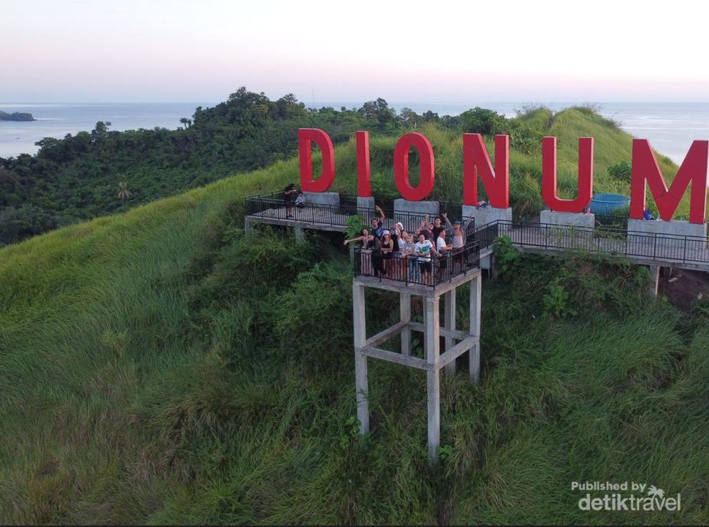 Gorontalo Punya Pulau Dionumo yang Keindahannya Bikin Melongo Gorontalo Punya Pulau Dionumo yang Keindahannya Bikin Melongo