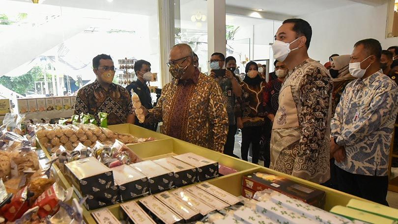 adv pemkot sby