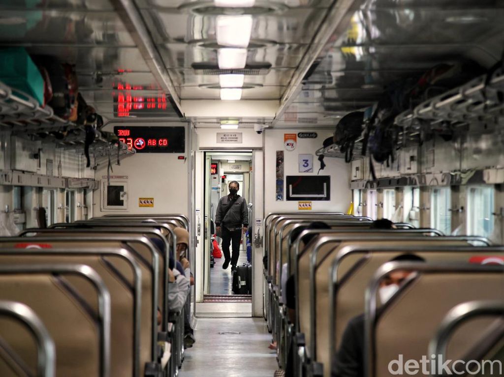 Aturan Perjalanan Kereta Api Terbaru: KA Jarak Jauh-KRL
