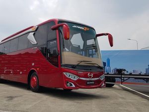 Dianggap Tertinggal dari Bus-bus Eropa, Begini Komentar Hino Indonesia Dianggap Tertinggal dari Bus-bus Eropa, Begini Komentar Hino Indonesia