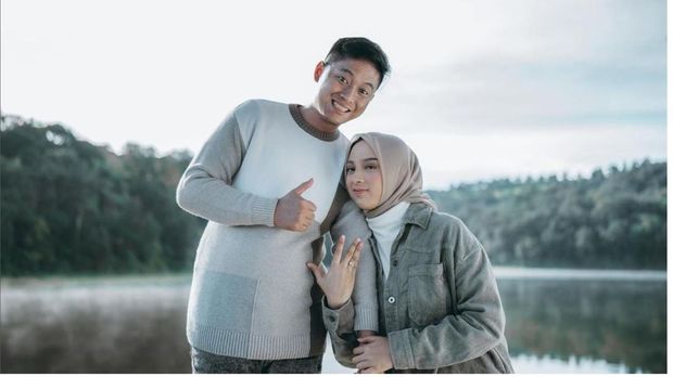 Doni Salmanan dan Dinan Nurfajrina