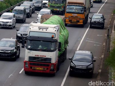 Ingat Gaes, Bahu Jalan Tol Bukan untuk Nyalip Saat Macet