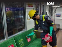 Mulai Hari Ini, Duduk di KRL Tidak Berjarak Lagi