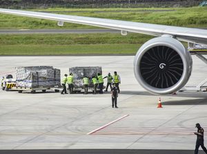 Logistik untuk MotoGP Mandalika Mulai Mandarat di Lombok