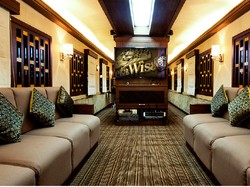 Mewah! Mudik Pakai Kereta Sultan Dilayani Pramugari hingga Bisa Karaoke