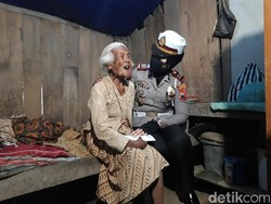 Siapa Tamu yang Tega Curi Uang Tabungan Mbah Yatimah?