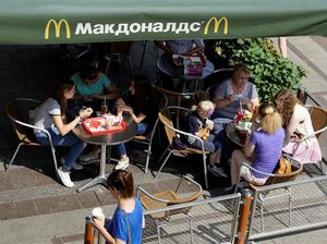 McDonalds Tutup Ratusan Gerai di Rusia