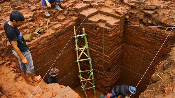 Melihat Ekskavasi Situs Srigading Malang