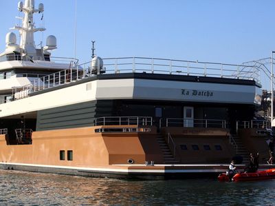 Melihat Kapal Pesiar Mewah Milik Miliarder Rusia Oleg Tinkov