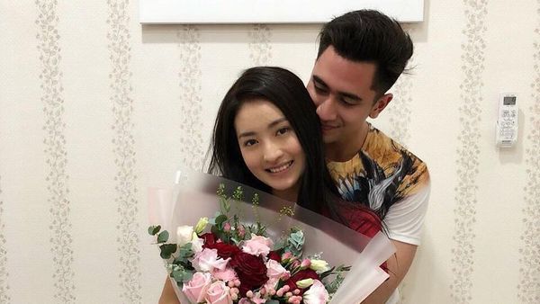 8 Potret Kemesraan Natasha Wilona & Verrell Bramasta yang Diisukan CLBK