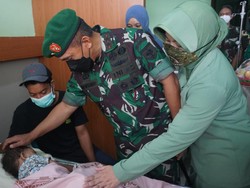Pangdam Hasanuddin Bantu Operasi Bocah 4 Tahun Penderita Atresia Ani