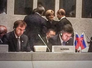 Politisi Australia Mengatakan Putin Tidak Akan Mundur Menginvasi Ukraina