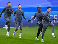 PSG sayangnya diterpa kabar kurang baik. Penyerangnya, Kylian Mbappe cedera dalam sesi latihan dan belum dipastikan apakah bisa dimainkan.