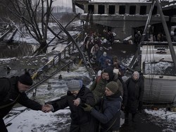 Evakuasi 9 WNI di Chernihiv Ukraina Terkendala Serangan Rusia