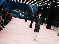 3 Kriteria Utama Desainer Demi Bisa Masuk Paris Fashion Week