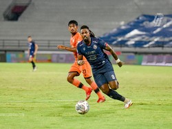 Fortes Tak Jadi Sorotan Arema Meski Top Skor Sementara