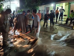 Tanggul Sungai Dawe Kudus Jebol, Golantepos Kebanjiran