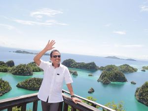 Trenggono Raih Penghargaan Pembina Pelayanan Publik dari KemenPAN-RB