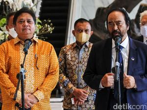 Airlangga Bertemu Surya Paloh Bahas Isu Penundaan Pemilu