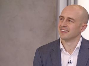 Bos Teknologi Ini Biayai Relawan yang Mau Perang ke Ukraina Bos Teknologi Ini Biayai Relawan yang Mau Perang ke Ukraina