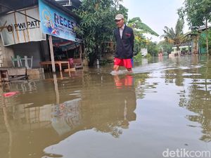 Banjir di Batangan Pati Merendam 800 Rumah Warga Banjir di Batangan Pati Merendam 800 Rumah Warga