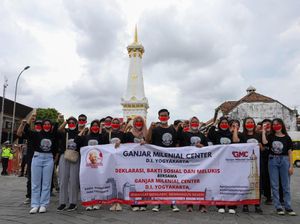 Ganjar Milenial DIY Gelar Aksi Lukis Bersama & Bagikan 150 Sembako