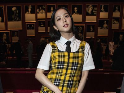 Gaya 8 Artis di Paris Fashion Week, Kim Kardashian Hingga Jisoo BLACKPINK
