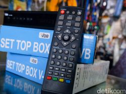 Warga Surabaya Keluhkan Set Top Box TV Digital Gampang Panas