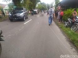 3 Motor Bertabrakan di Jombang Tewaskan Seorang Siswa SMK