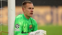Untuk kiper, Pedri menyebut Marc-Andre ter Stegen. Foto: Getty Images/Alexander Hassenstein