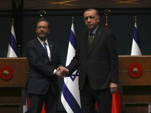 Momen Bersejarah, Presiden Erdogan Bertemu Presiden Israel