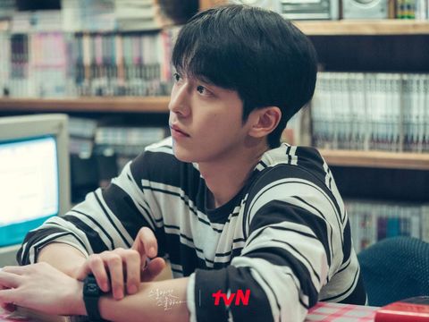 Nam Joo Hyuk dalam Twenty Five Twenty One