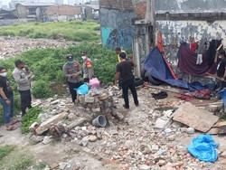 Polisi Bongkar 2 Bedeng Lapak Narkoba di Kampung Boncos Jakbar