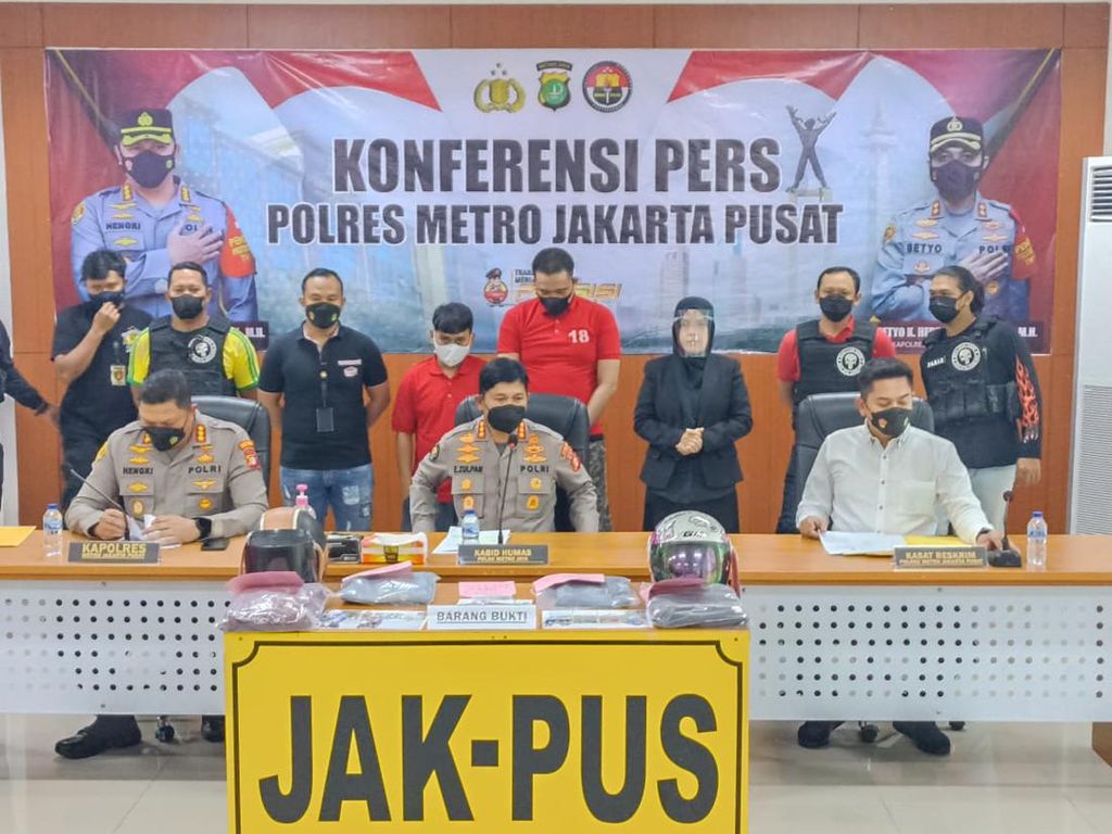 Begal Sepeda di Senayan Operasi 3 Hari Berturut-turut, 1 Korban Terluka Begal Sepeda di Senayan Operasi 3 Hari Berturut-turut, 1 Korban Terluka