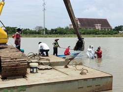 Mayat Misterius Ditemukan di Sungai Banjir Kanal Barat Semarang