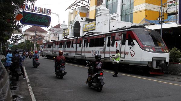 Railbus Batara Kresna, Moda Transportasi yang Cuma Ada di Solo