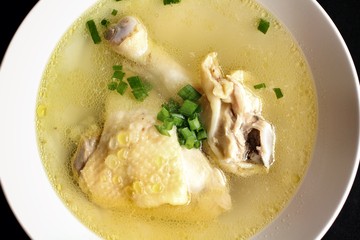 3 Resep Sop Ayam Kaya Nutrisi, Kuahnya Bening dan Segar