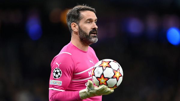 Scott Carson Dimainkan Pep, Langsung Buat Rekor Liga Champions!