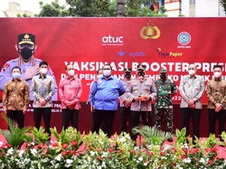 Gandeng Kapolri, Ajaib Gelar Vaksinasi Booster dan Bansos untuk Buruh